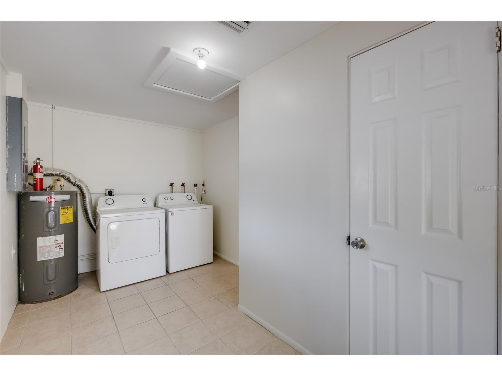 1717 Joyce Street Sarasota FL 34231 A4691080 image20
