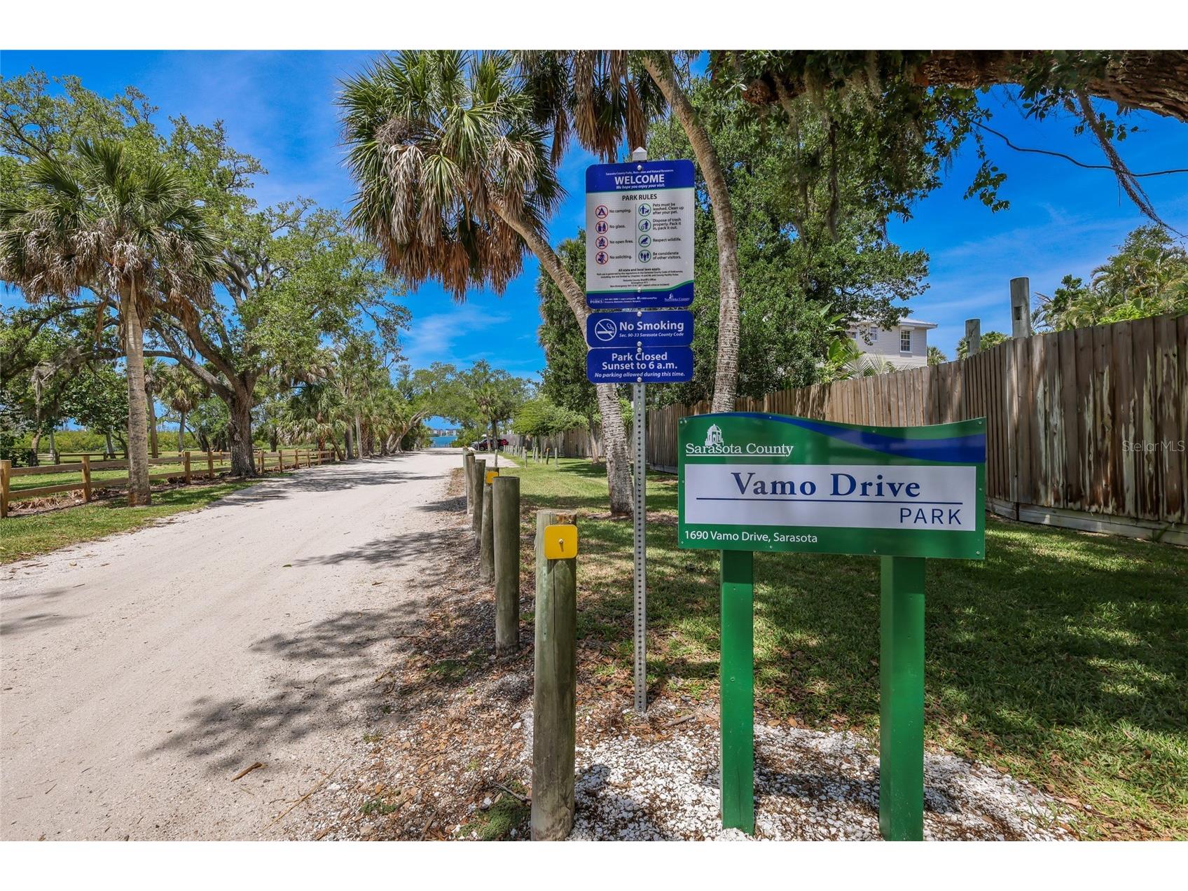 1717 Joyce Street Sarasota FL 34231 A4691080 image25
