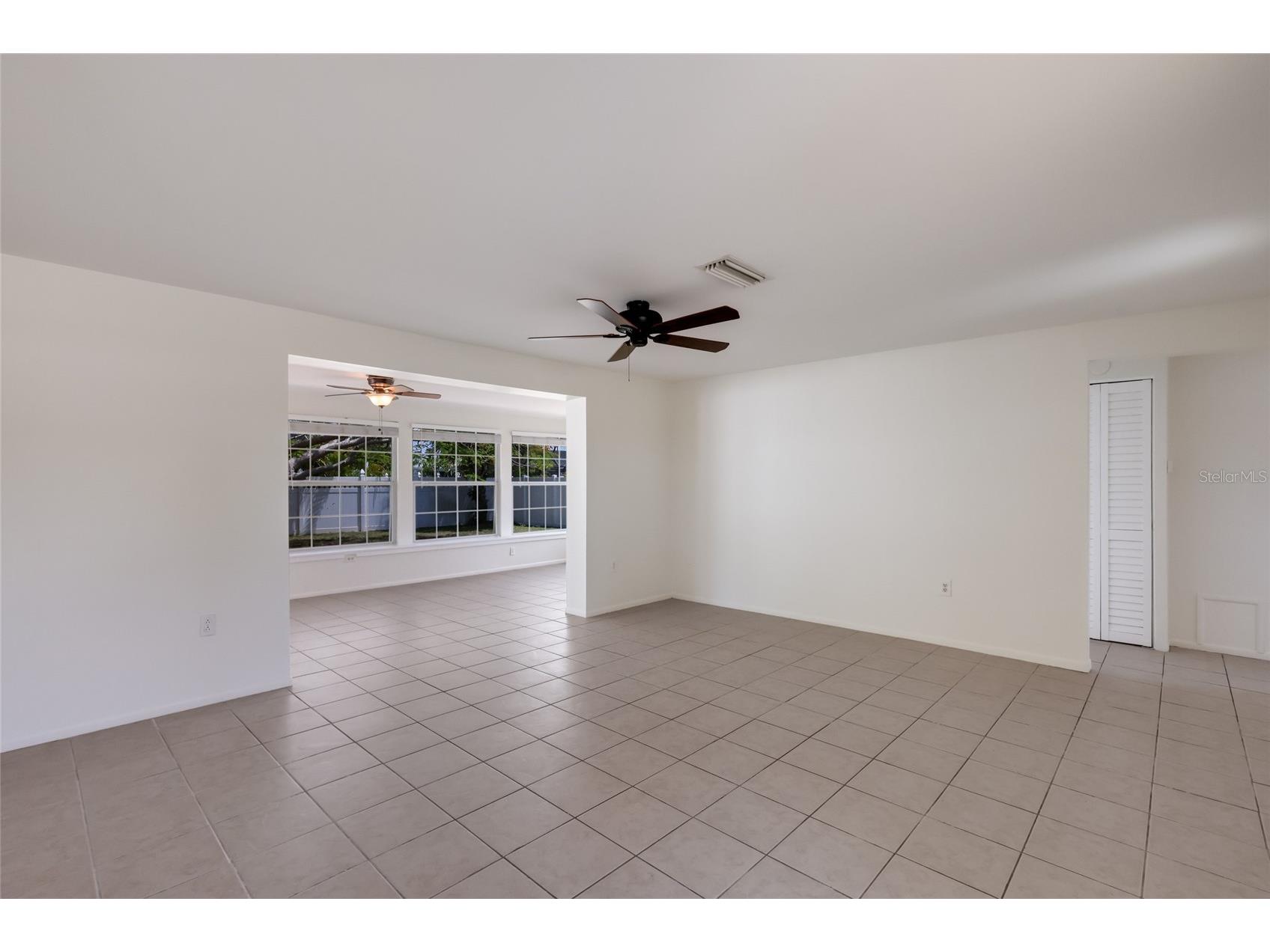 1717 Joyce Street Sarasota FL 34231 A4691080 image7