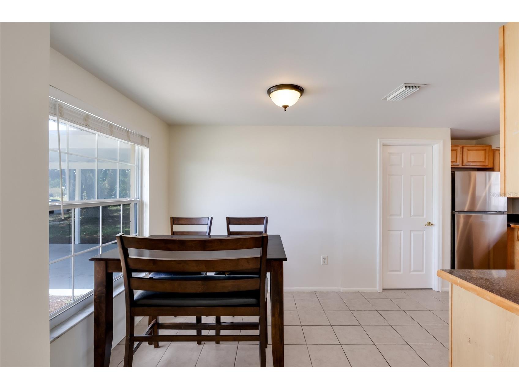 1717 Joyce Street Sarasota FL 34231 A4691080 image8
