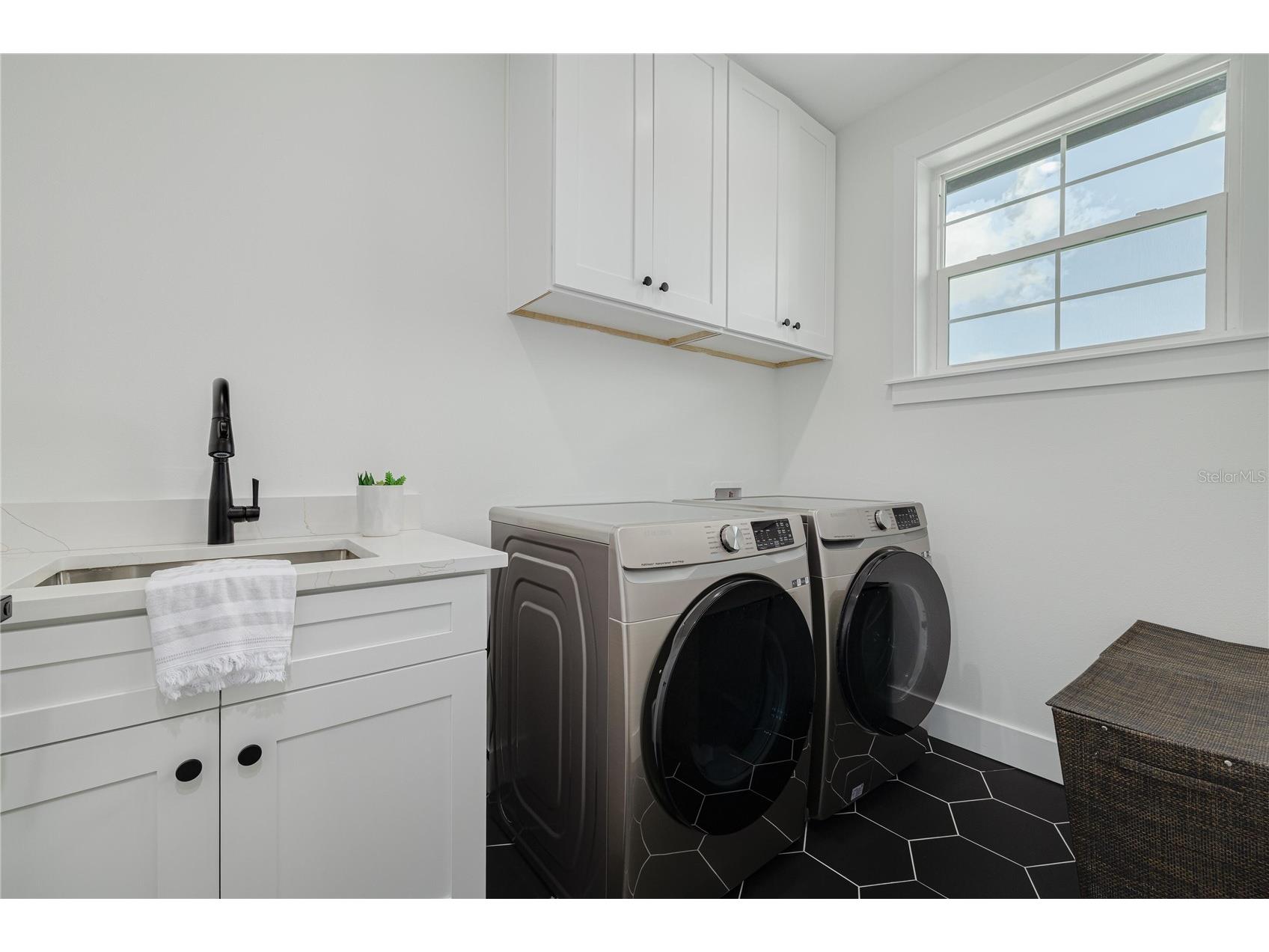 1717 Massachusetts Avenue NE Saint Petersburg FL 33703 O6409665 image28