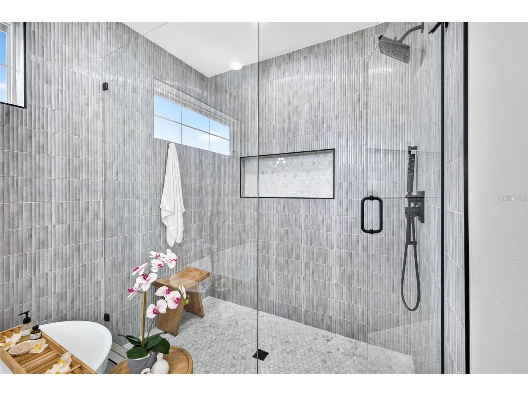 1717 Massachusetts Avenue NE Saint Petersburg FL 33703 TB8522496 image31