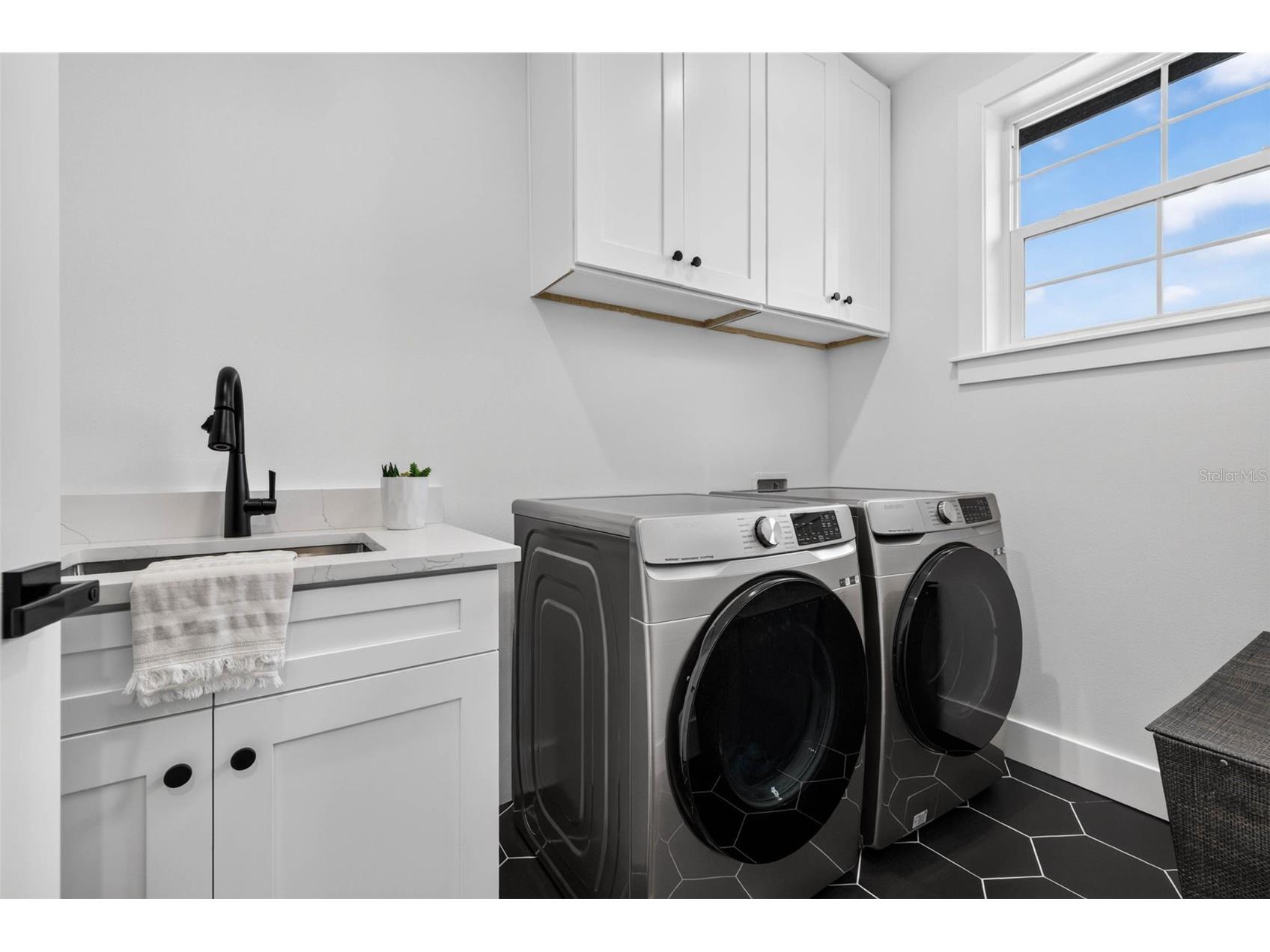 1717 Massachusetts Avenue NE Saint Petersburg FL 33703 TB8522496 image34