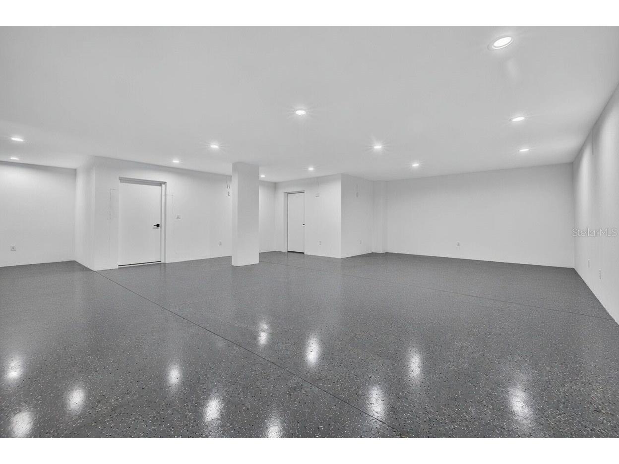 1717 Massachusetts Avenue NE Saint Petersburg FL 33703 TB8522496 image36