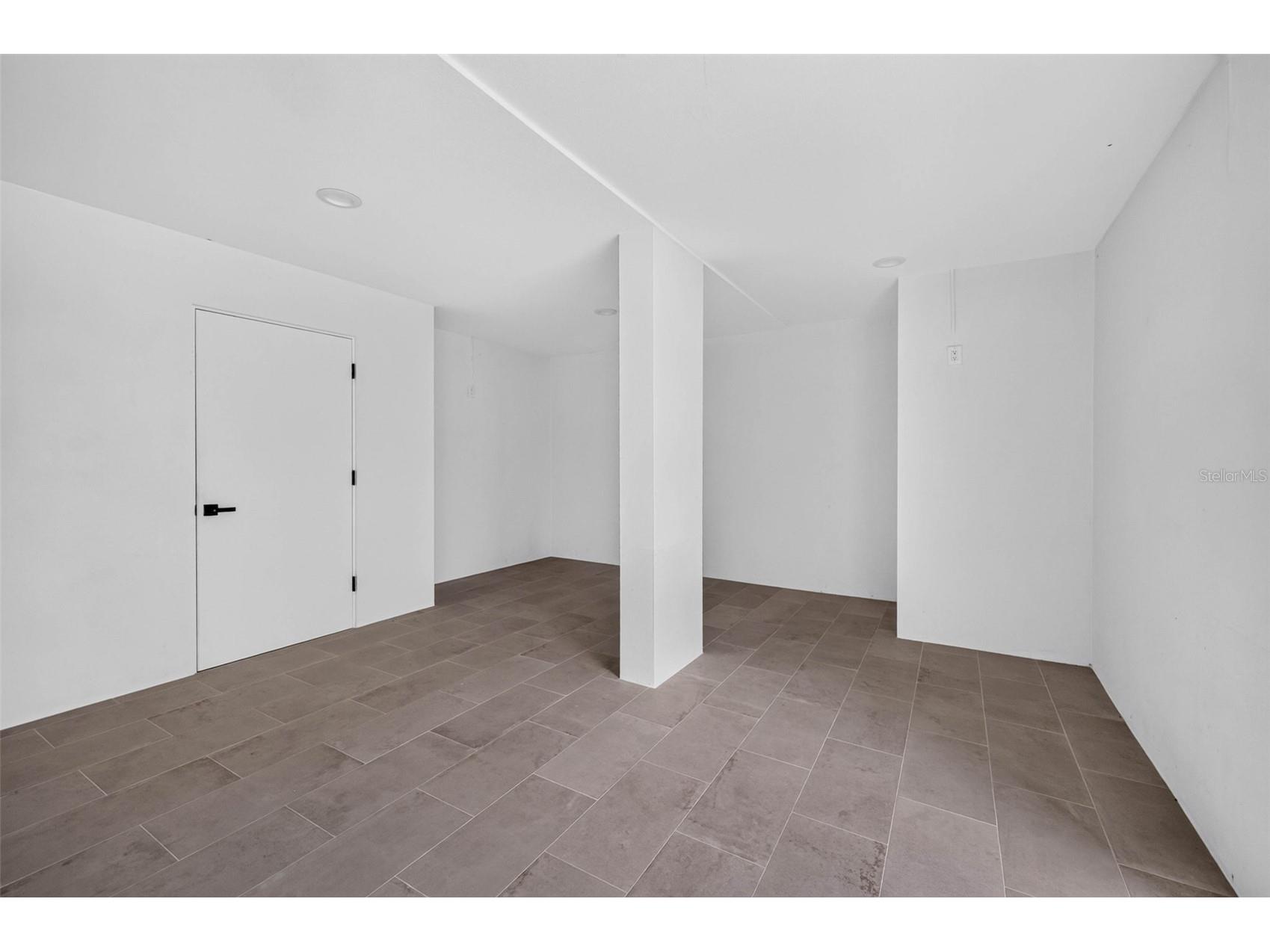1717 Massachusetts Avenue NE Saint Petersburg FL 33703 TB8522496 image37