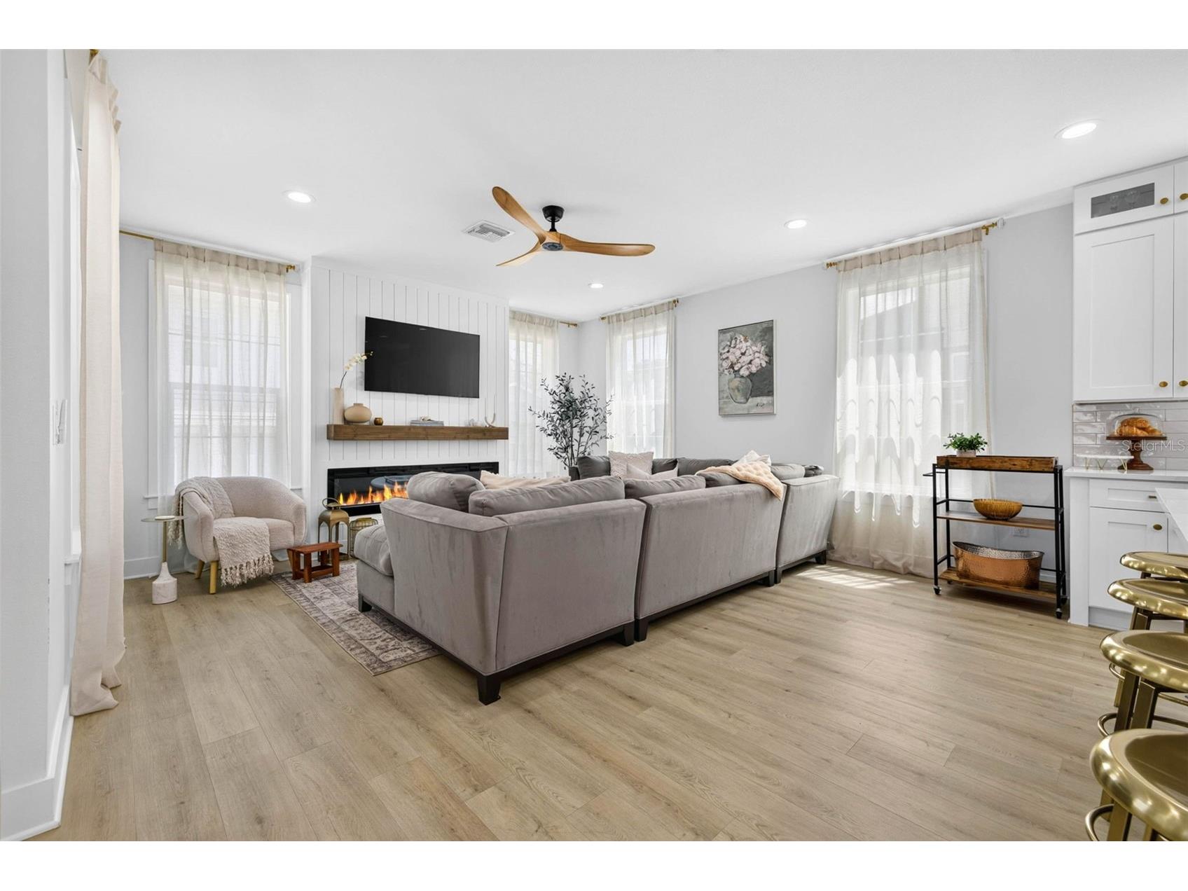 1717 Massachusetts Avenue NE Saint Petersburg FL 33703 TB8522496 image4