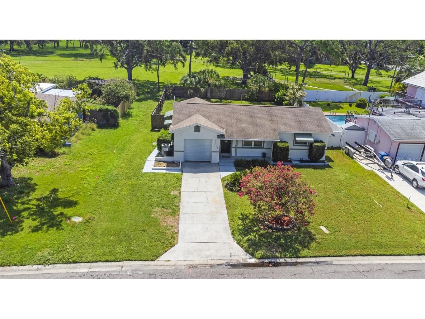 1717 Oxford Street N Saint Petersburg FL 33710 TB8408941 image1