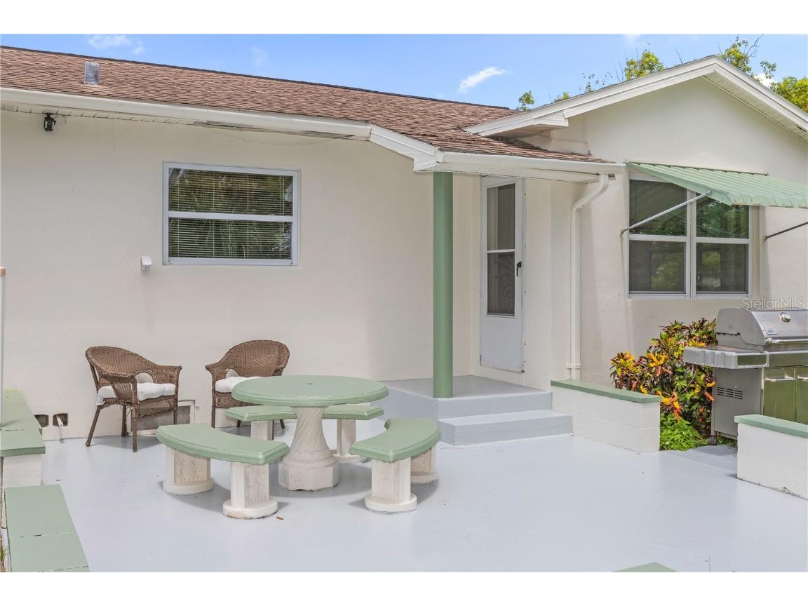 1717 Oxford Street N Saint Petersburg FL 33710 TB8408941 image22