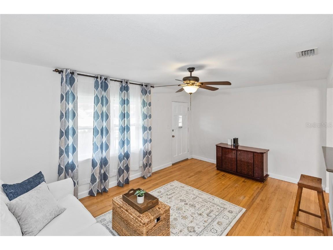 1717 Oxford Street N Saint Petersburg FL 33710 TB8408941 image9