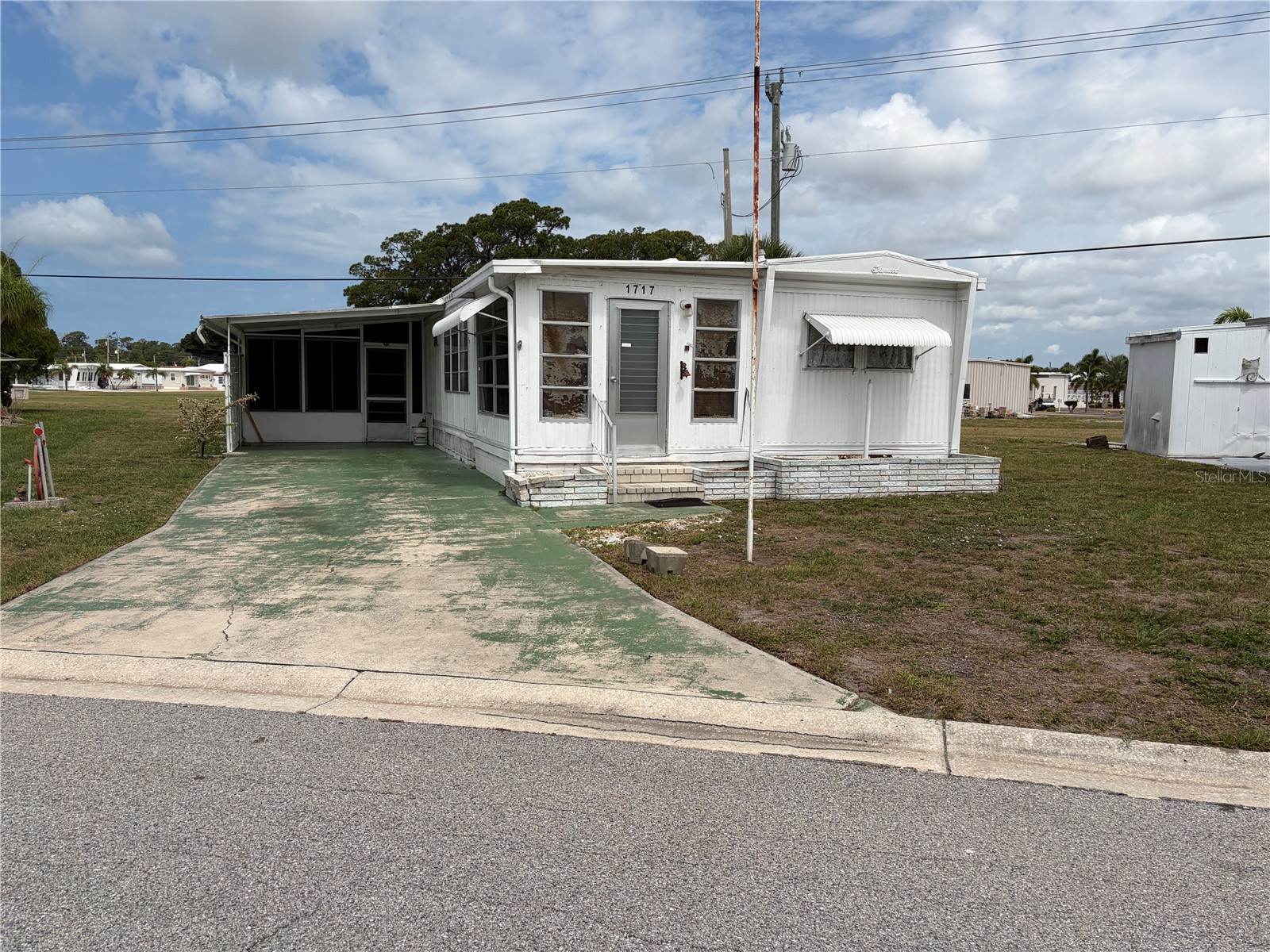 1717 Palm Springs Street Sarasota FL 34234 A4696977 image2