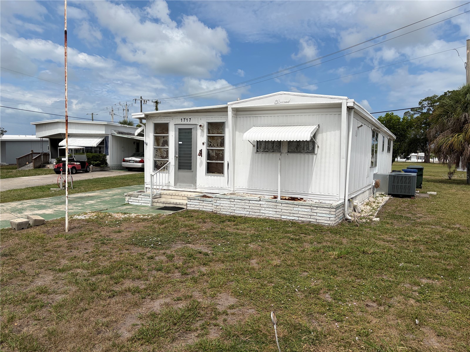 1717 Palm Springs Street Sarasota FL 34234 A4696977 image3