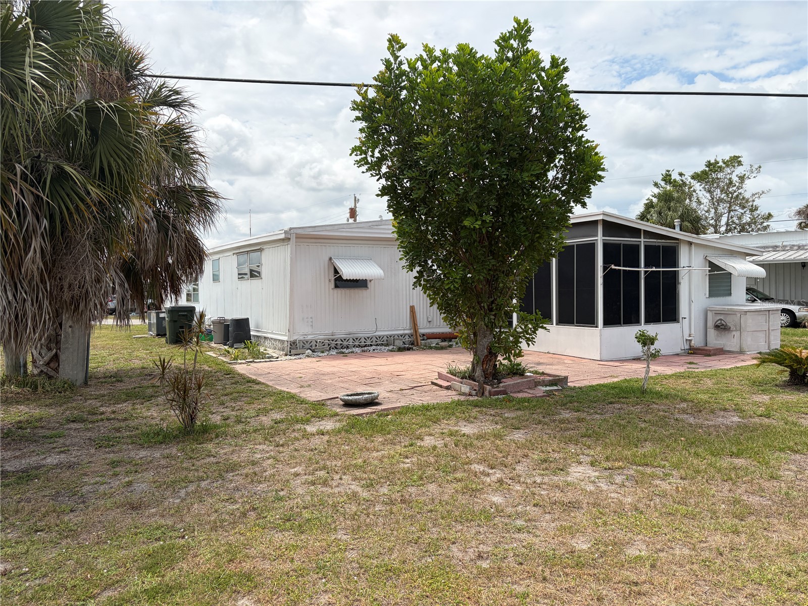 1717 Palm Springs Street Sarasota FL 34234 A4696977 image4