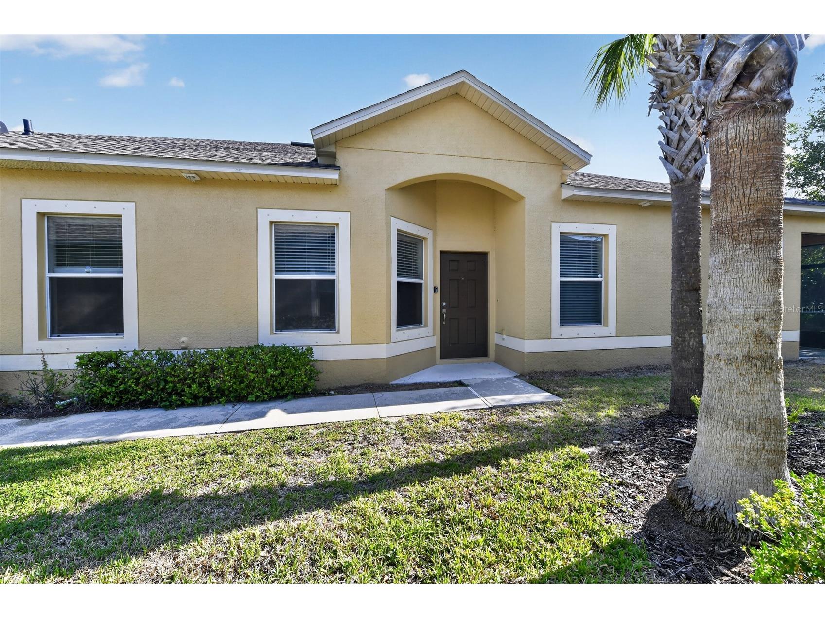 1717 Trailwater Street Ruskin FL 33570 A4699452 image1
