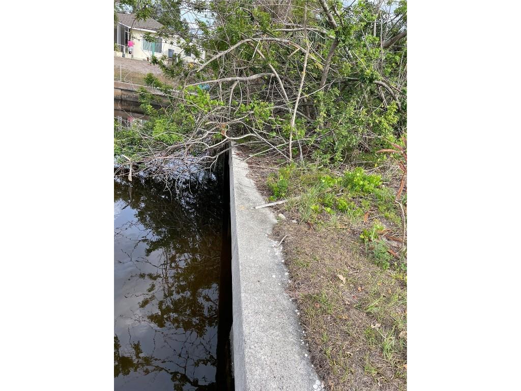 17178 Marydale Road Port Charlotte FL 33948 - CANARY WATERWAY C7474038 image4