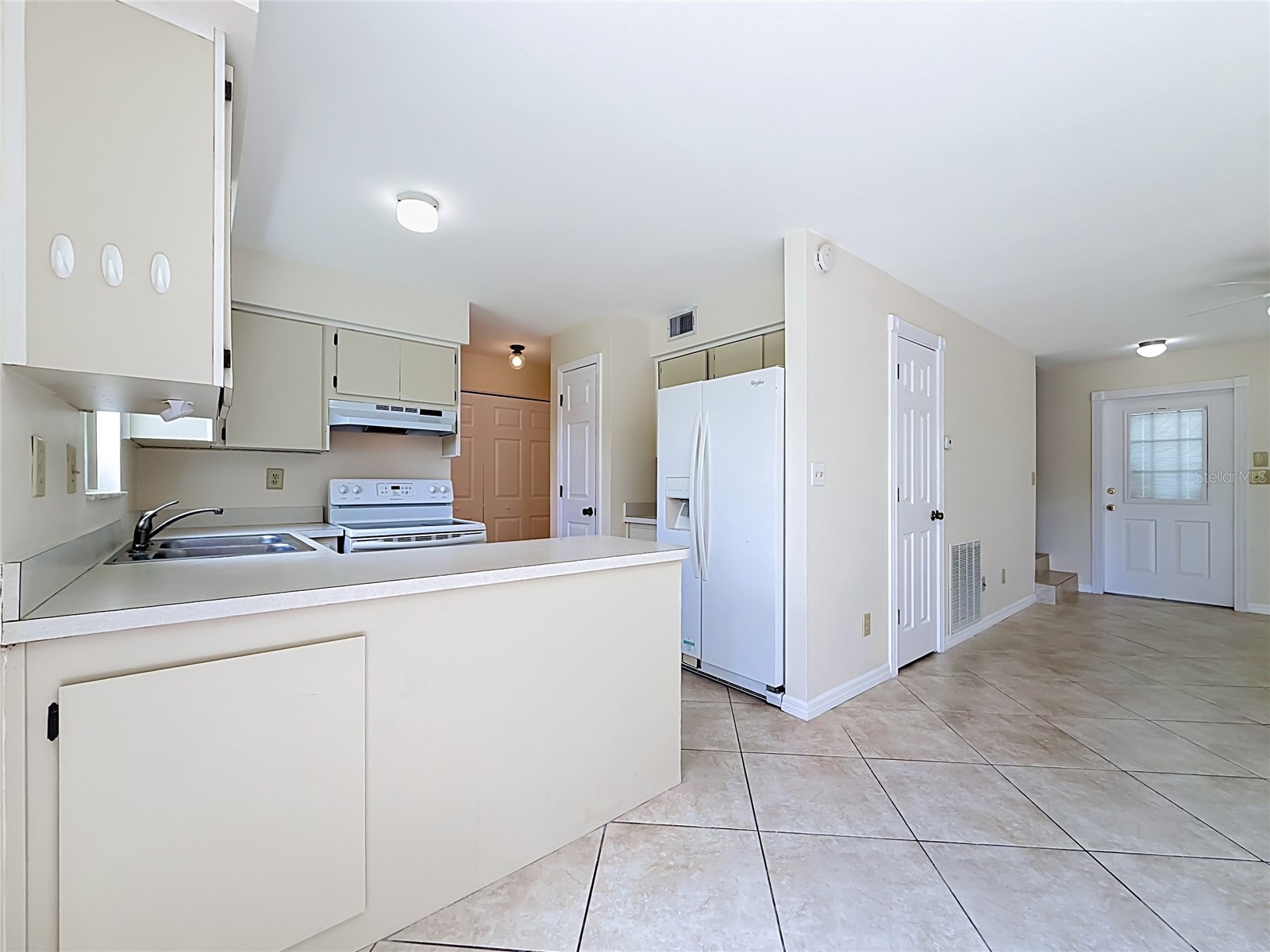 1718 Adams Circle S Largo FL 33771 V4950211 image13