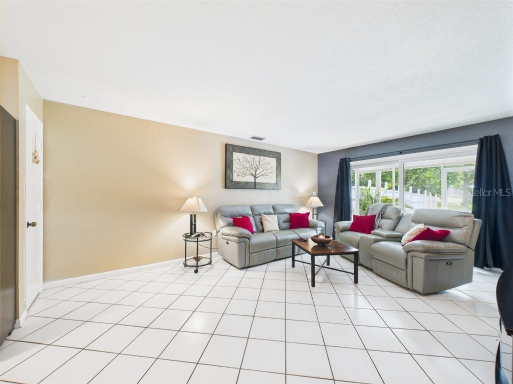 1718 Azalea Court #B Oldsmar FL 34677 P4935316 image12