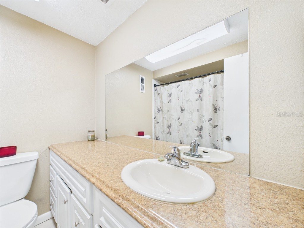 1718 Azalea Court #B Oldsmar FL 34677 P4935316 image28