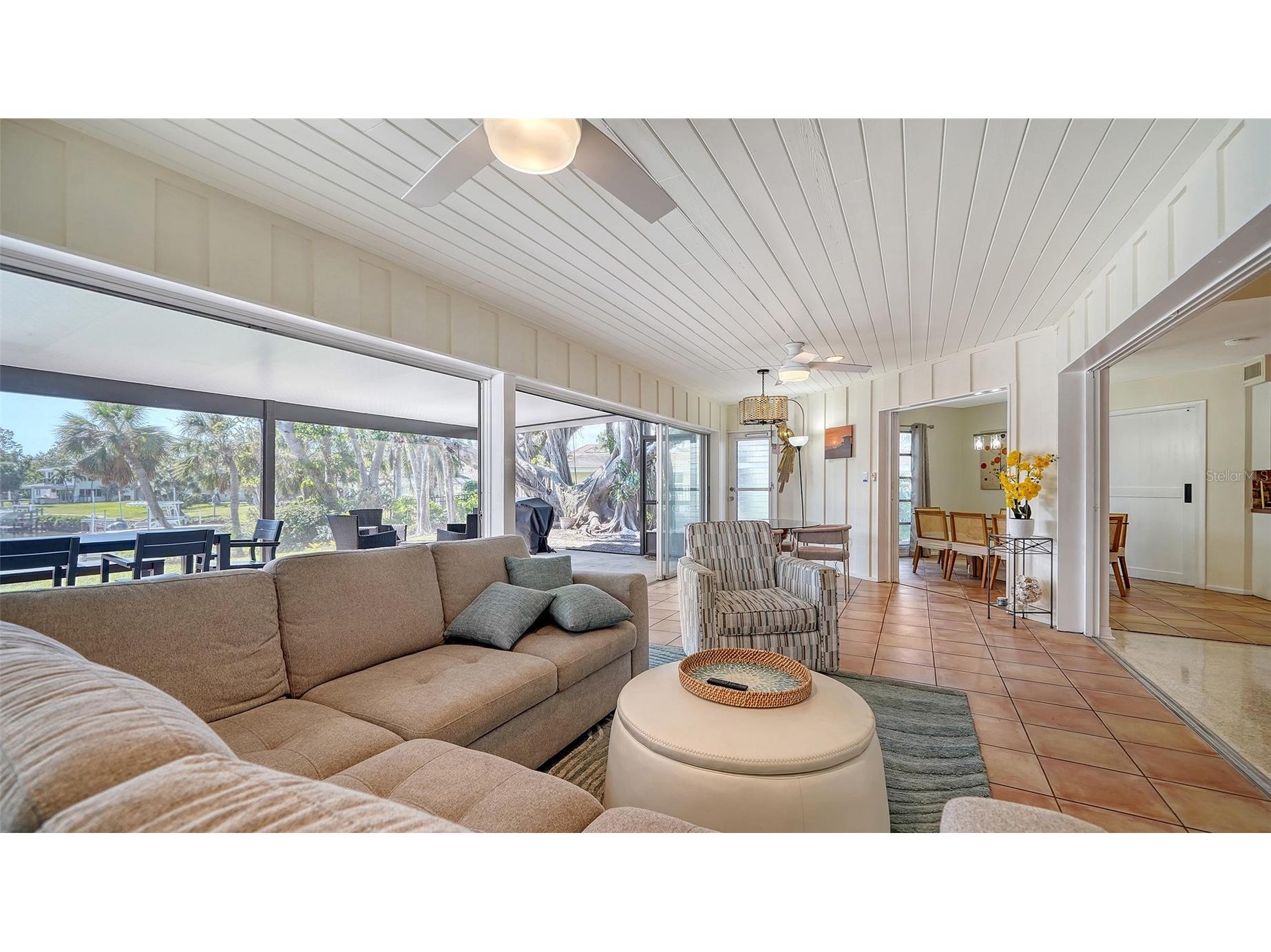 1718 Caribbean Drive Sarasota FL 34231 A4643493 image11