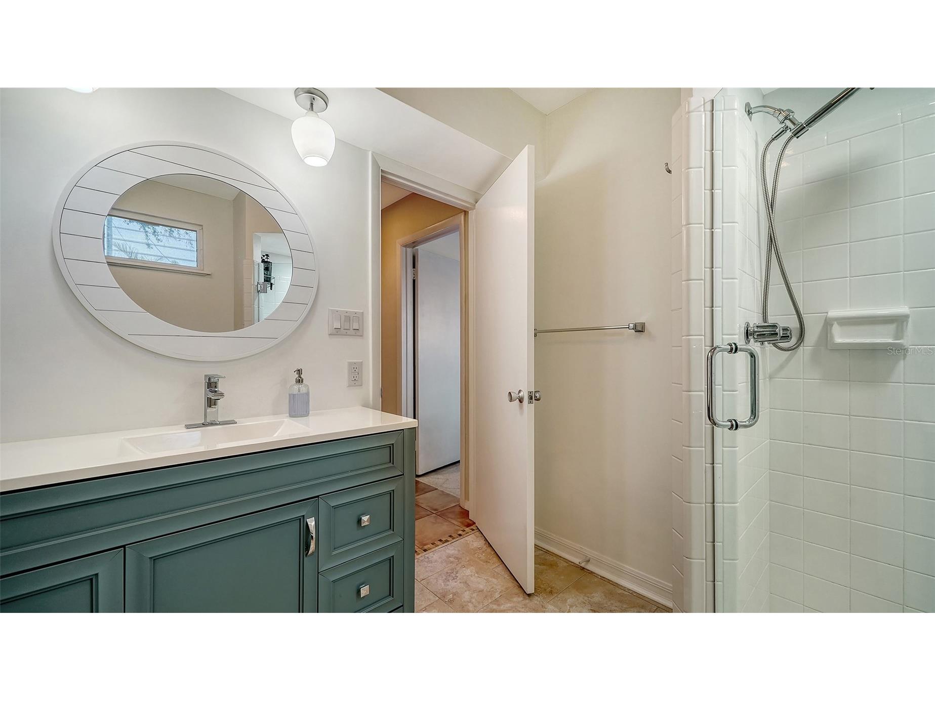 1718 Caribbean Drive Sarasota FL 34231 A4643493 image34