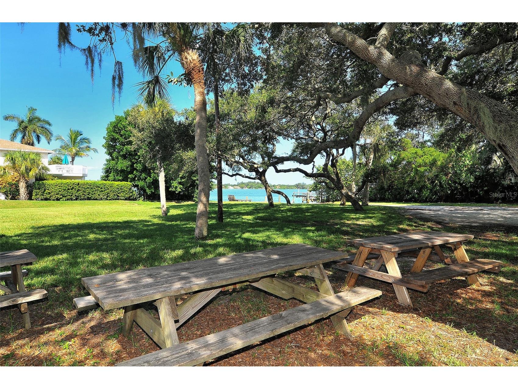 1718 Caribbean Drive Sarasota FL 34231 A4643493 image50