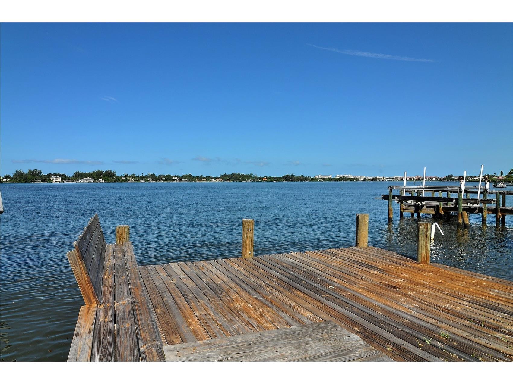 1718 Caribbean Drive Sarasota FL 34231 A4643493 image52