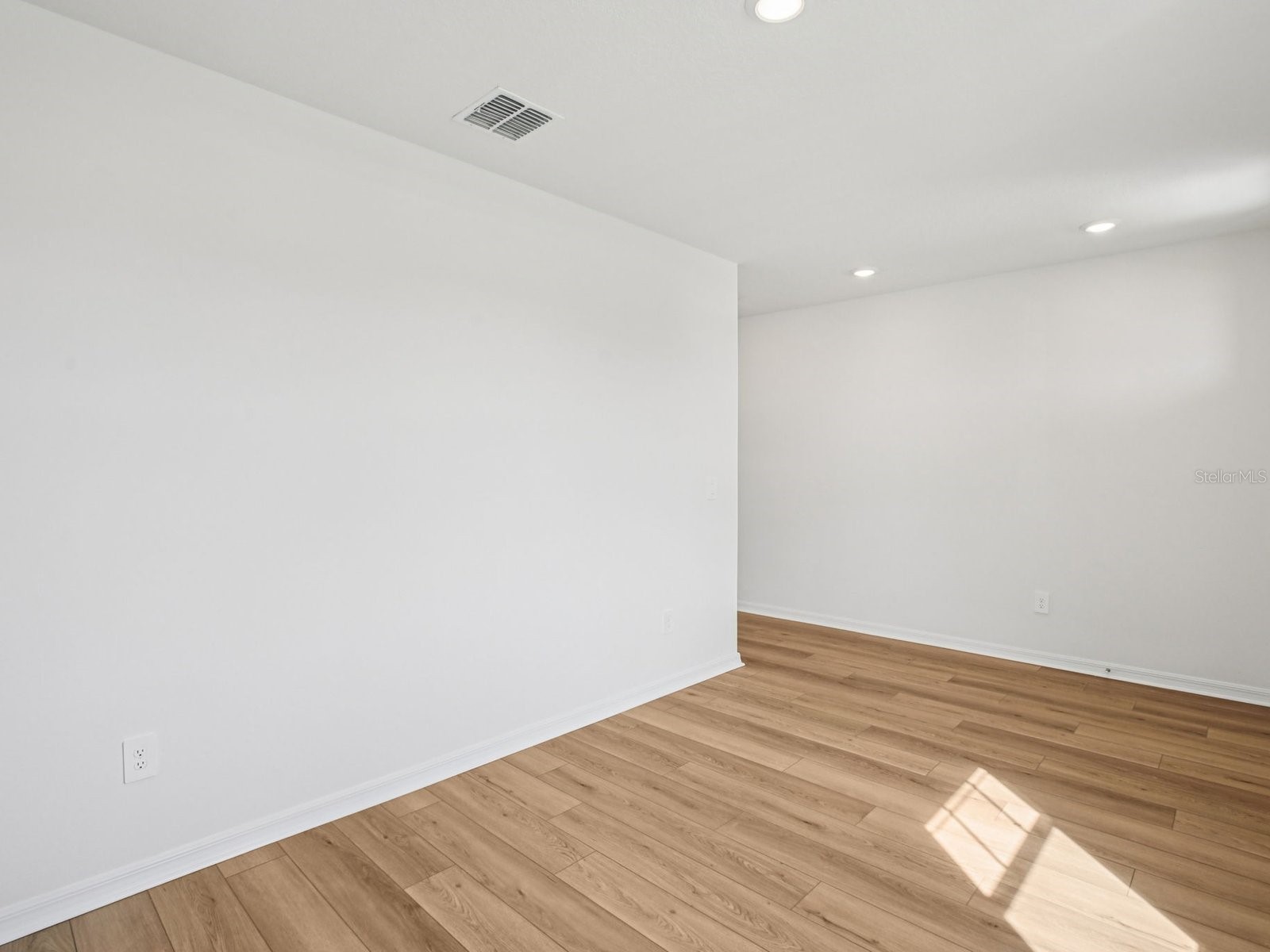 1718 Coolridge Place Zephyrhills FL 33541 O6370221 image14