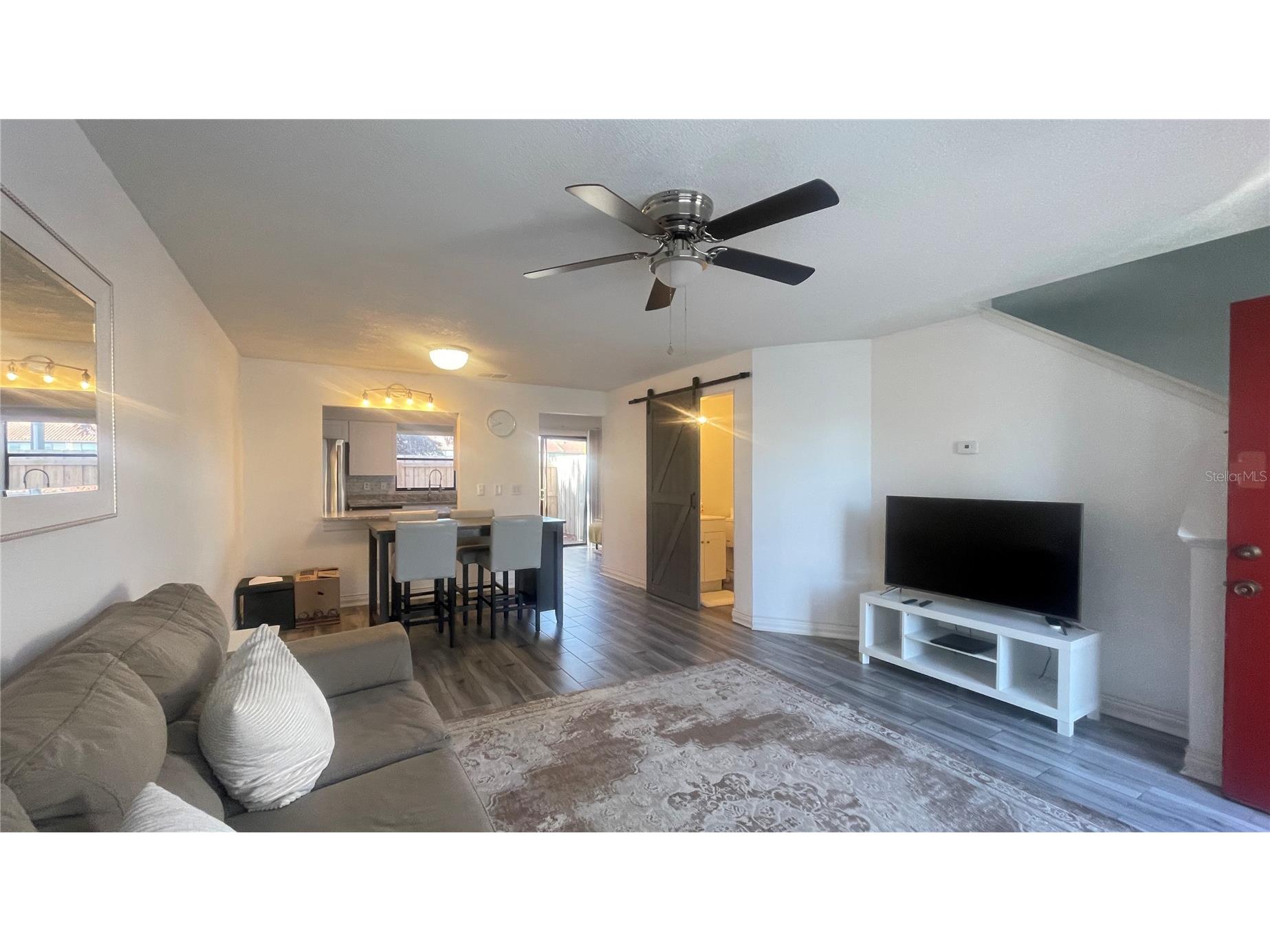 1718 Silver Creek Court #102 Orlando FL 32807 O6401367 image2