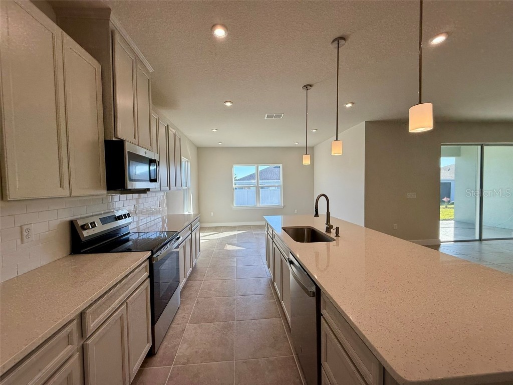 1718 Upland Lane Winter Haven FL 33884 P4937026 image11