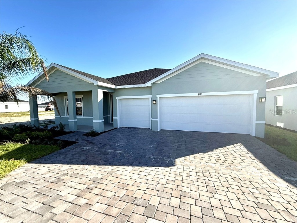 1718 Upland Lane Winter Haven FL 33884 P4937026 image2