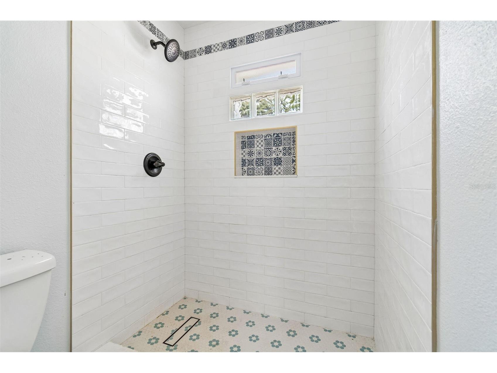 1719 Julian Lane Drive Tampa FL 33619 O6420423 image16