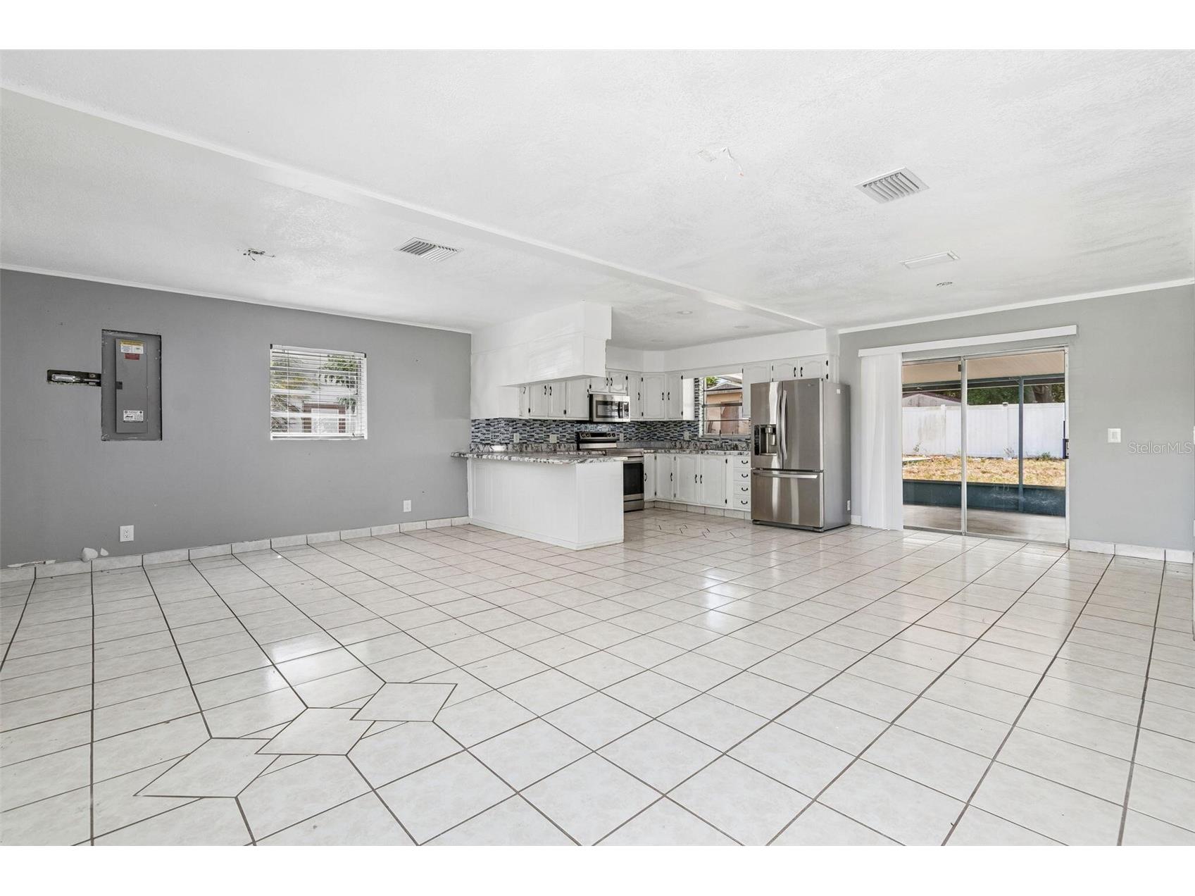 1719 Julian Lane Drive Tampa FL 33619 O6420423 image3