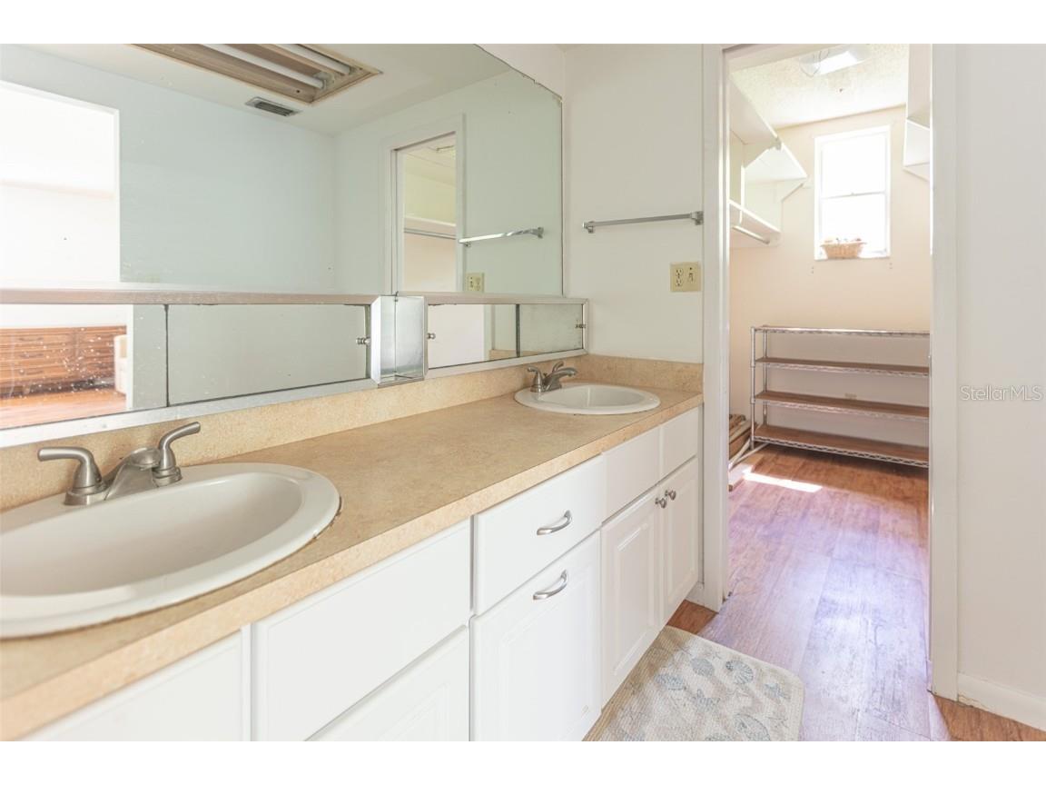 1719 NW 23rd Avenue #1B Gainesville FL 32605 GC529473 image16