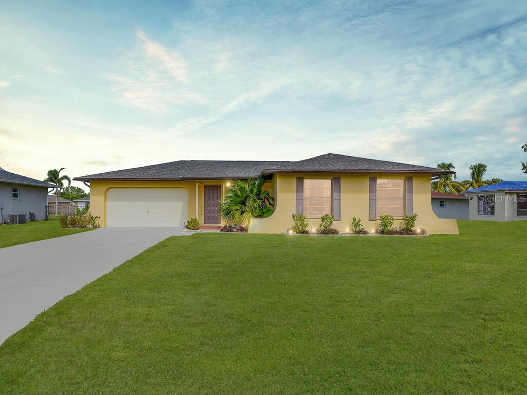 1719 SE 3rd Street Cape Coral FL 33990 C7483191 image1