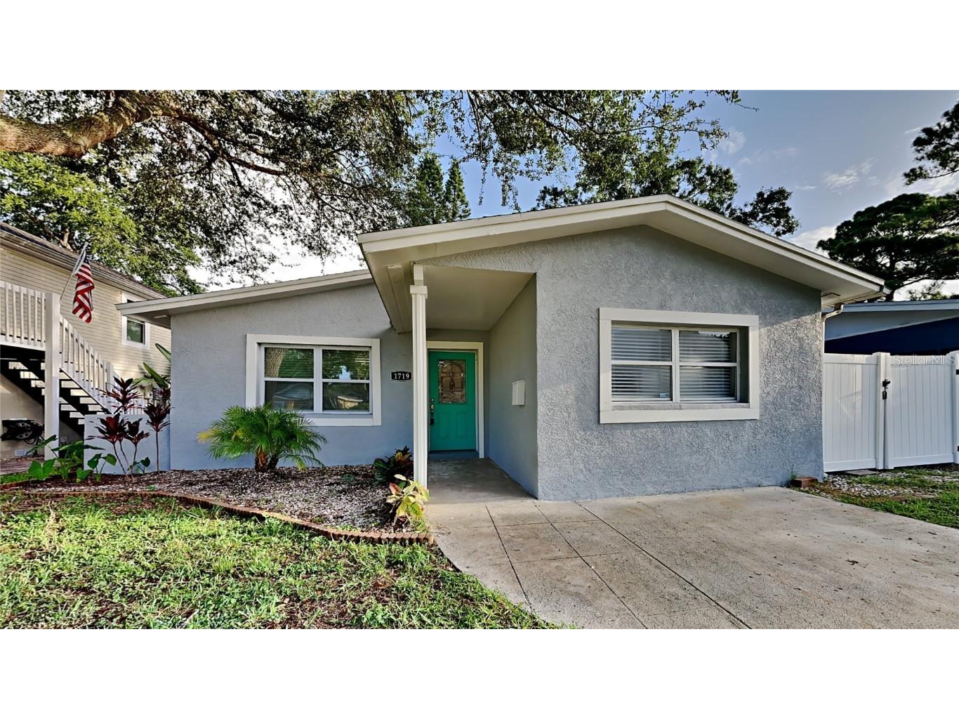 1719 Shore Acres Boulevard NE Saint Petersburg FL 33703 T3455252 image1