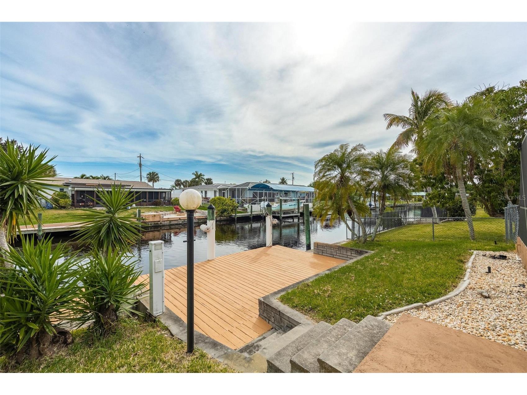 1719 W Bluewater Terrace North Fort Myers FL 33903 A4681243 image35