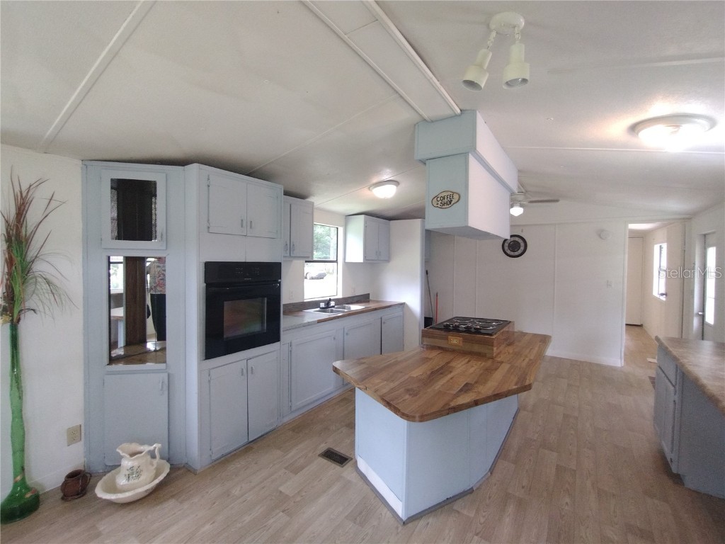 172 Estates Avenue Brooksville FL 34601 W7876019 image3