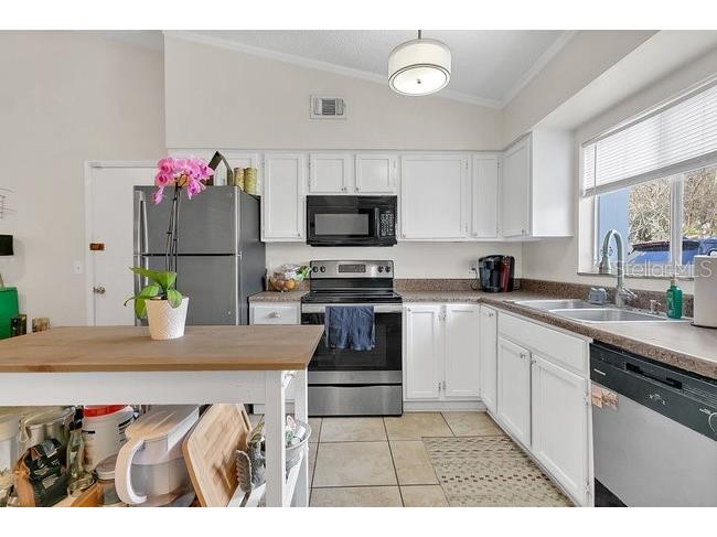 172 Grove Street Orlando FL 32835 O6380509 image3