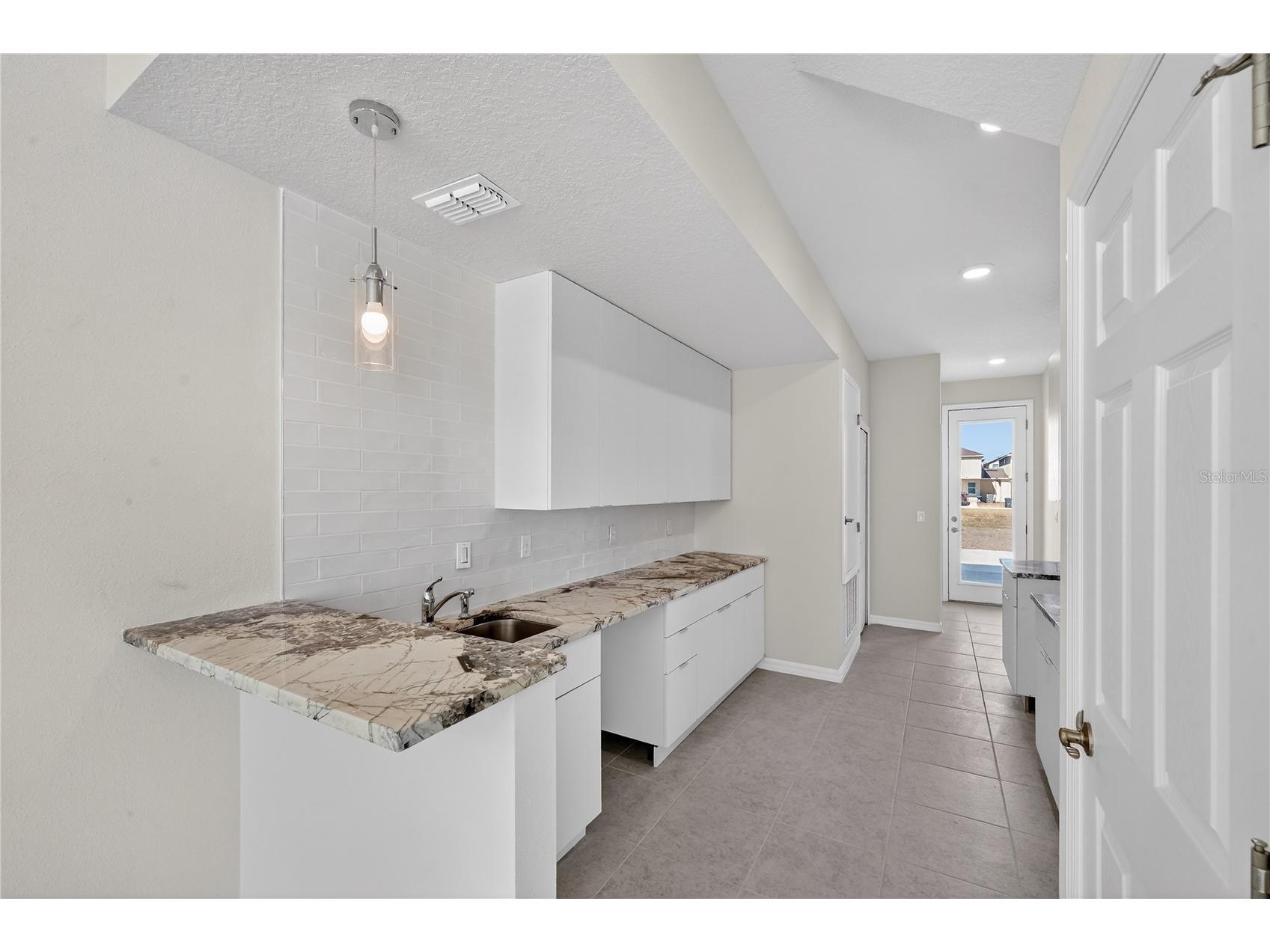 172 Holly Village Drive Davenport FL 33837 V4948146 image12