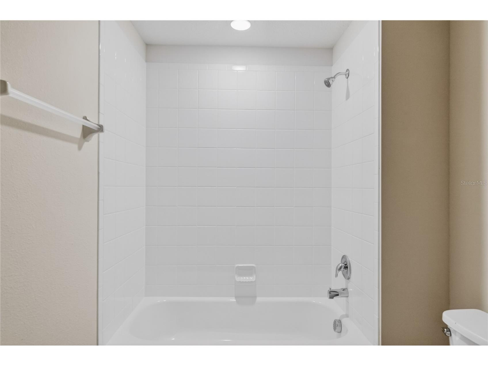 172 Holly Village Drive Davenport FL 33837 V4948146 image3