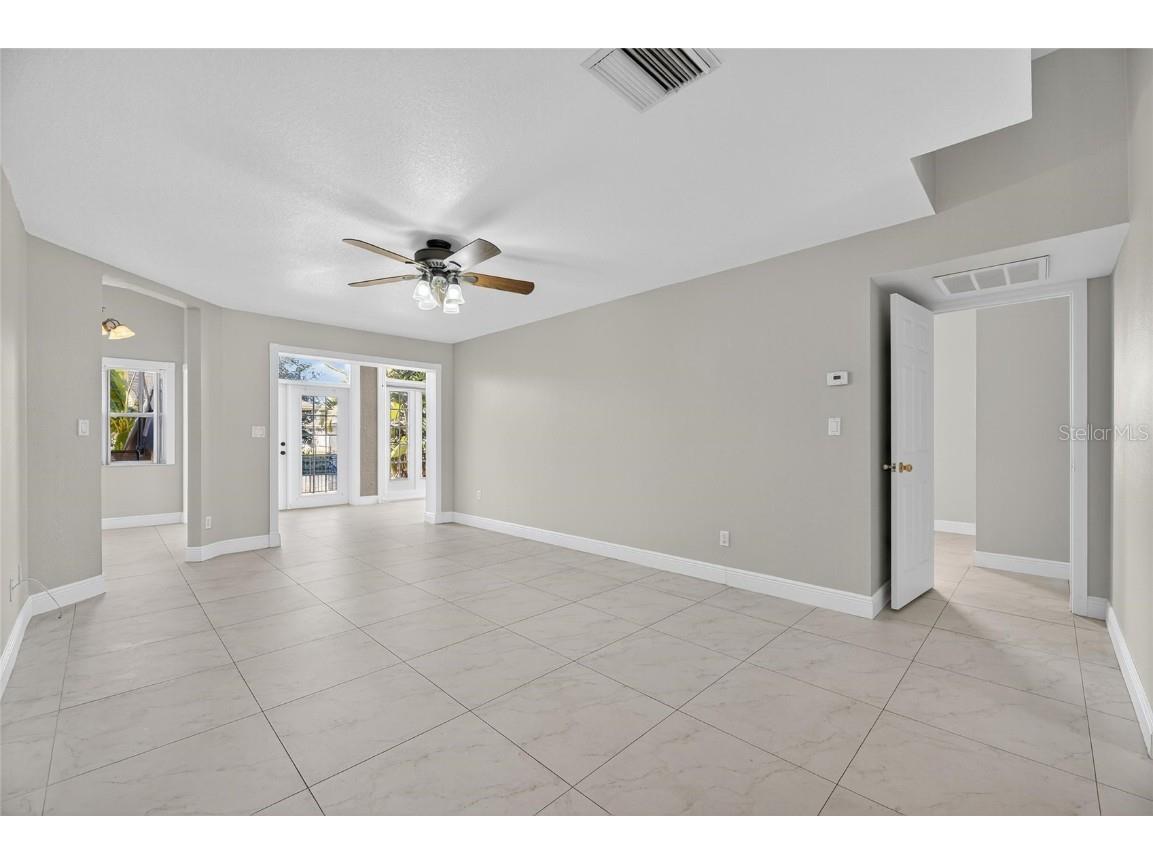 172 Lake Shore Drive W Palm Harbor FL 34684 TB8452362 image30