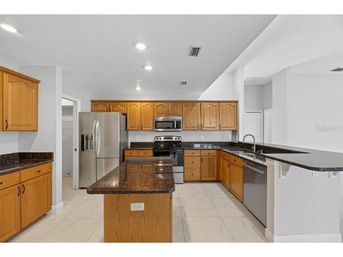 172 Lake Shore Drive W Palm Harbor FL 34684 TB8452362 image43