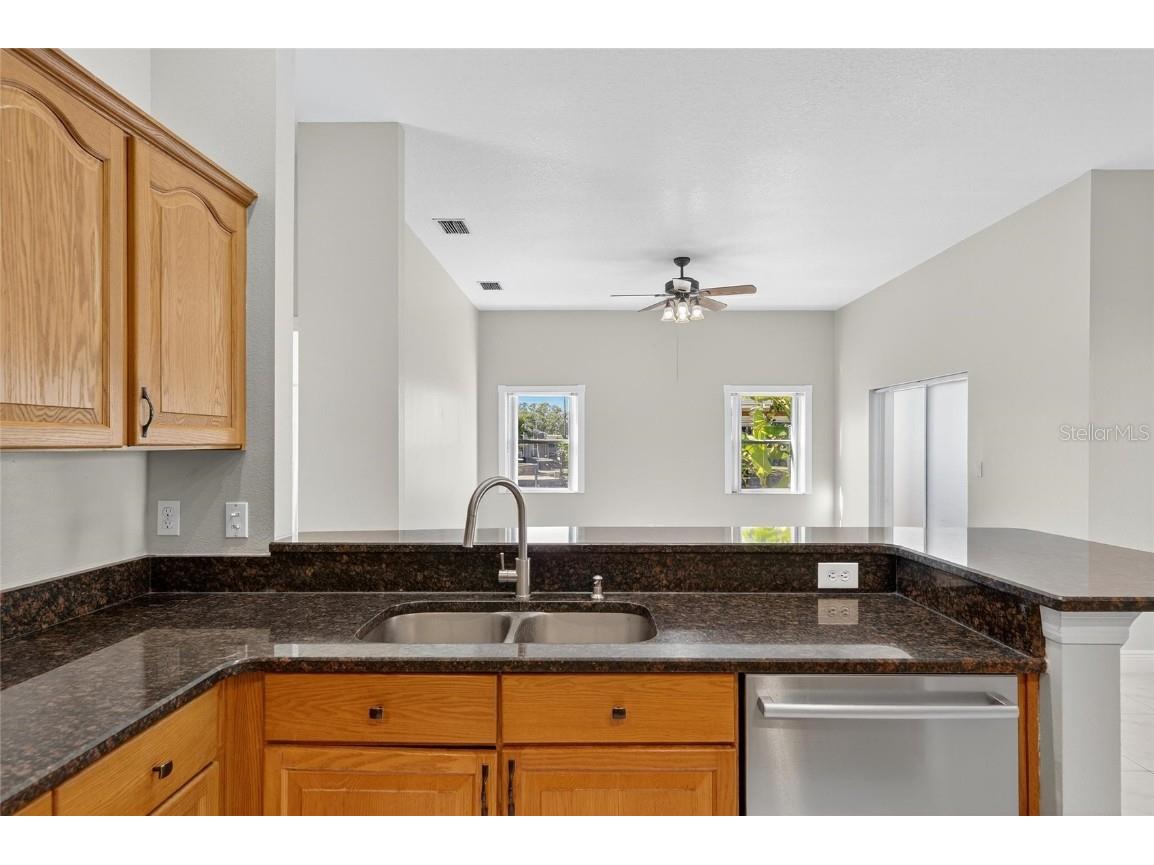 172 Lake Shore Drive W Palm Harbor FL 34684 TB8452362 image46