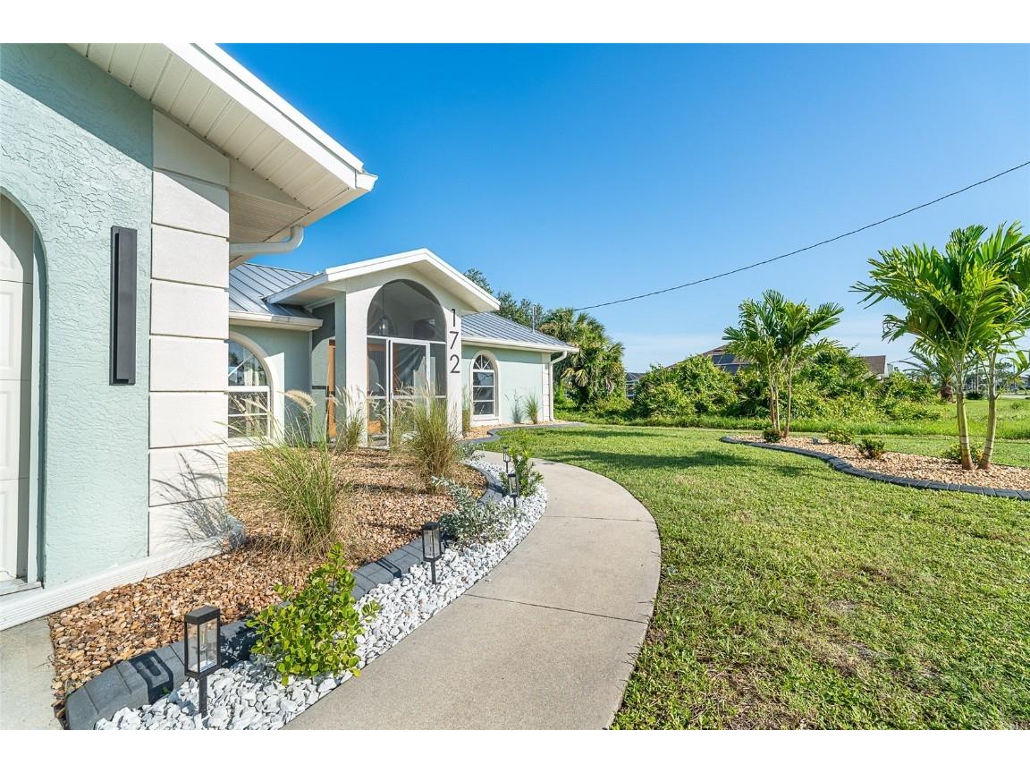 172 Mariner Lane Rotonda West FL 33947 - PINEHURST CREEK D6142976 image1