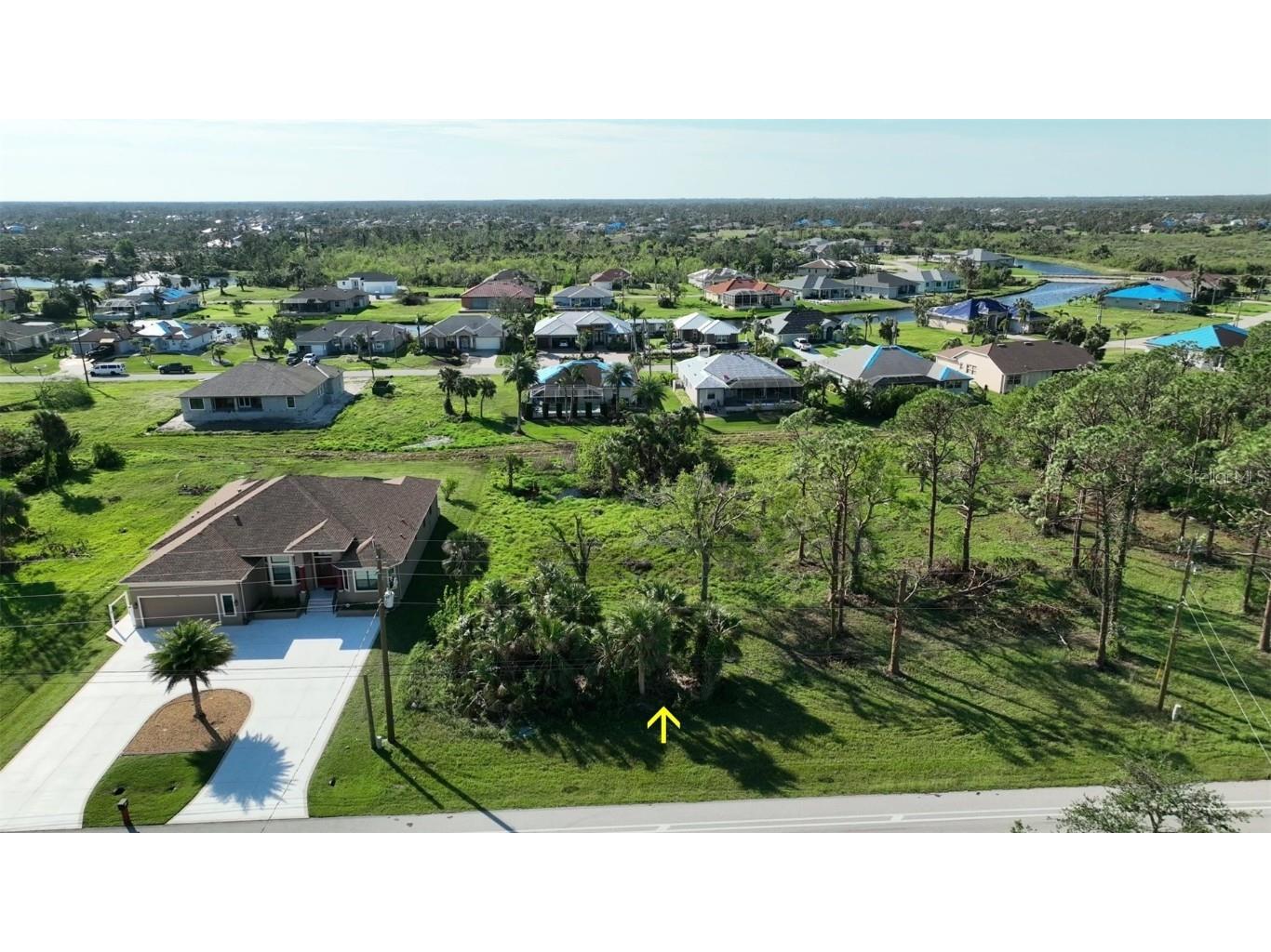 172 Rotonda Boulevard E Rotonda West FL 33947 D6128003 image1