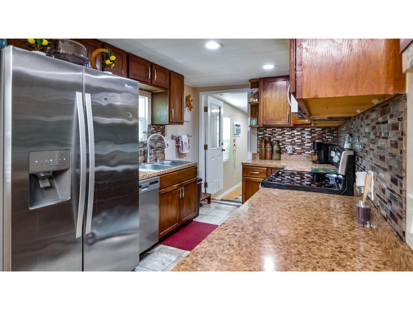 172 S Virginia Avenue Center Hill FL 33514 G5104486 image9