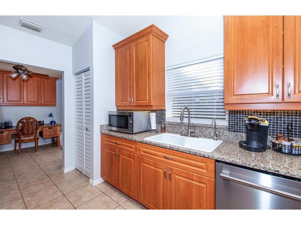 172 Southampton Place #346 Venice FL 34293 N6135073 image13