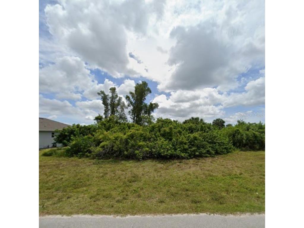 172 Spring Drive Rotonda West FL 33947 C7516336 image3