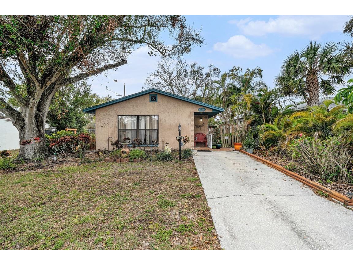 1720 34th Avenue N Saint Petersburg FL 33713 TB8353112 image1