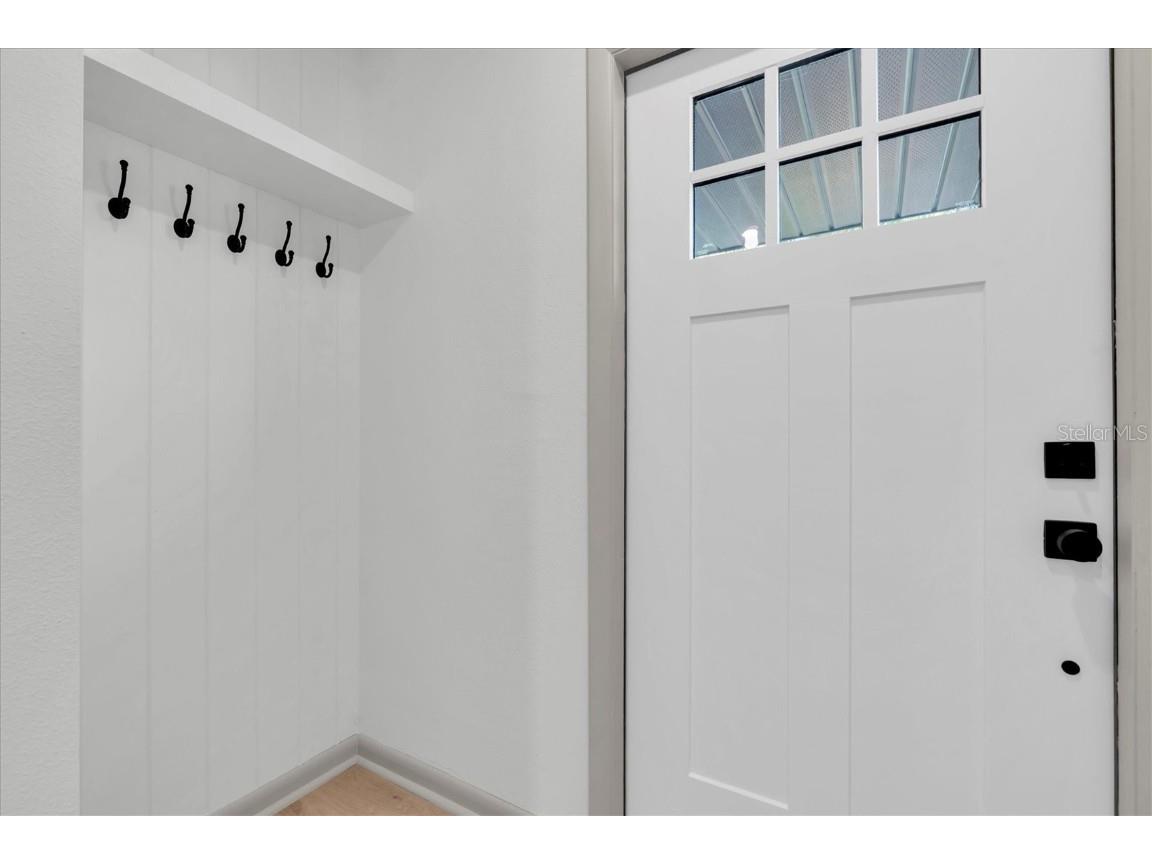 1720 34th Avenue N Saint Petersburg FL 33713 TB8453823 image5