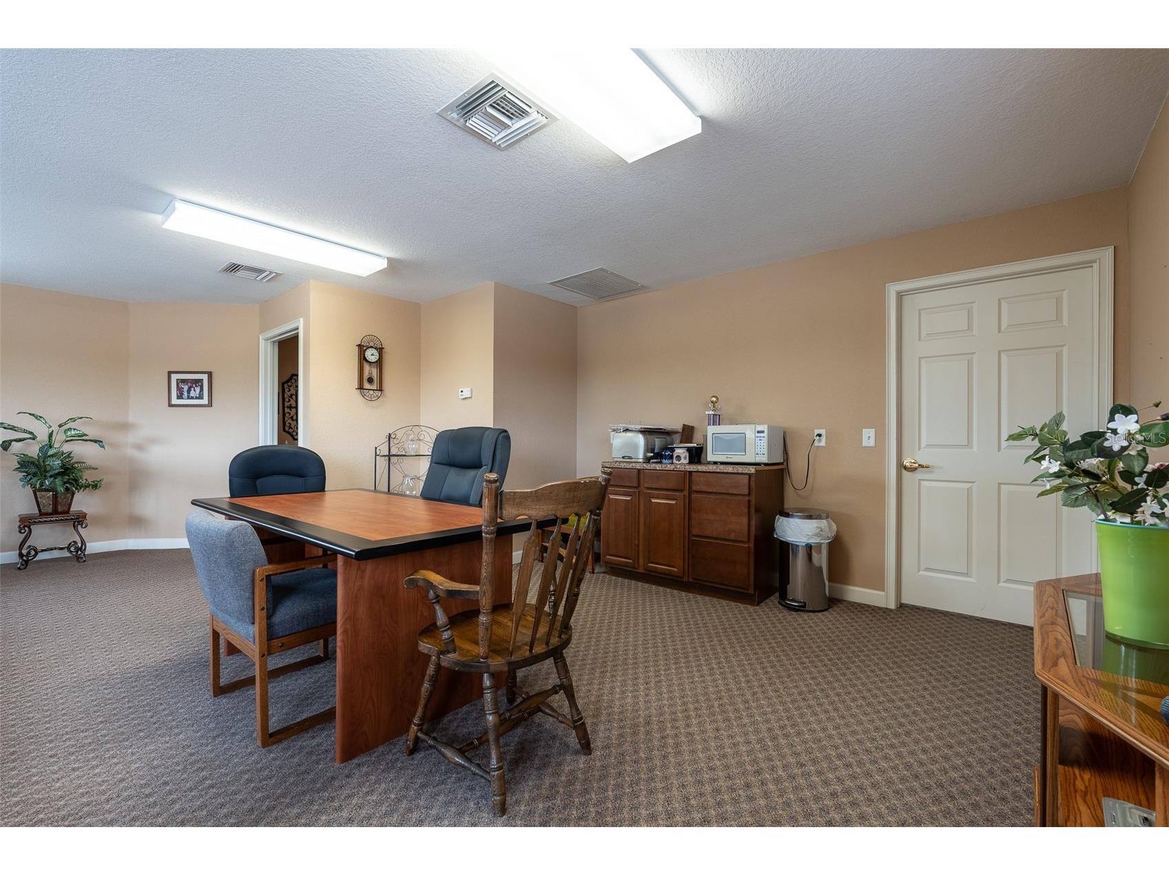 1720 E Cr-484 E Belleview FL 34420 OM721334 image20